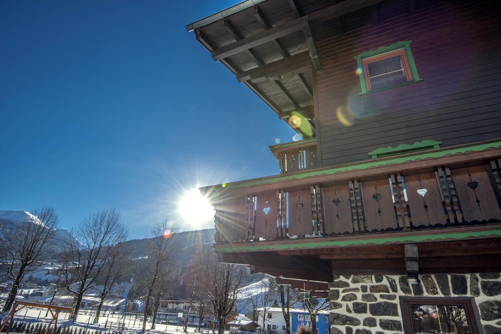 Kendlgut Appartements Am Biobauernhof Inklusive Unbegrenztem Eintritt In Die Alpentherme Bad Hofgastein Exterior photo